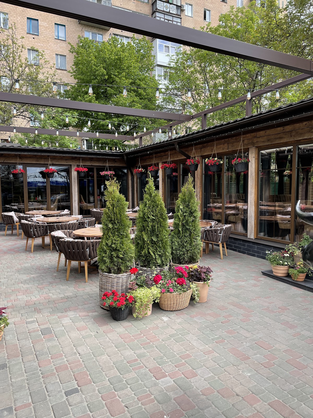БІФ піца та гриль — Restaurant